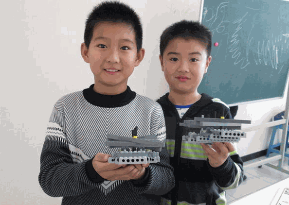 赛博锐思机器人教育